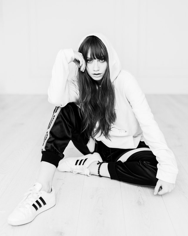 model,portrait,modelling,girl,blackandwhite Katephoto preview