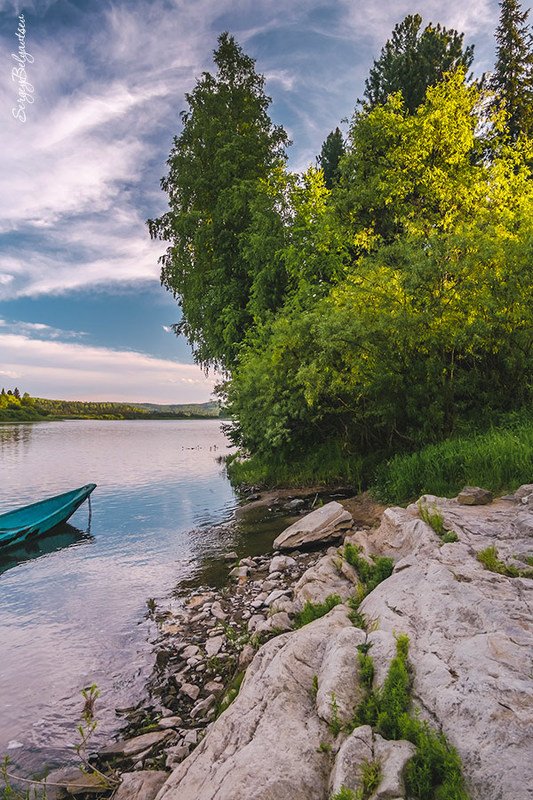 чувашка, ручей, облака, мрас-су, лодка, камешок, ива, вечер, берег Вечер на Мрас-Суphoto preview