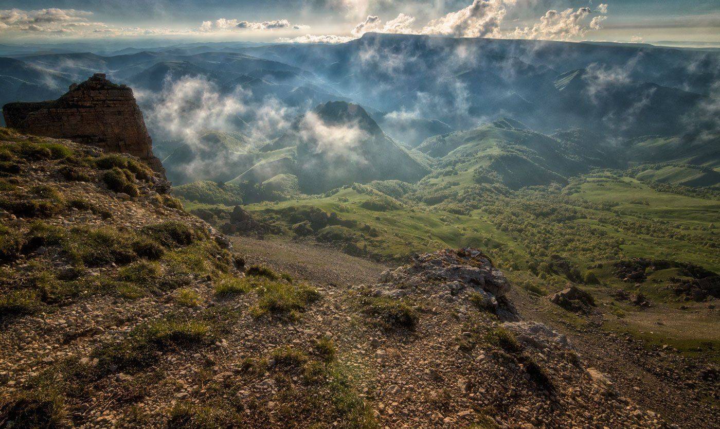Незабываемый Бермамыт.. Автор: Анатолий Салтыков кавказ,горы,плато,туман,закат,, Анатолий Салтыков
