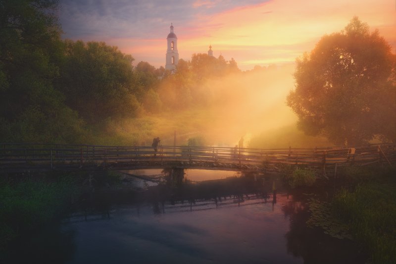 Встречая рассветphoto preview