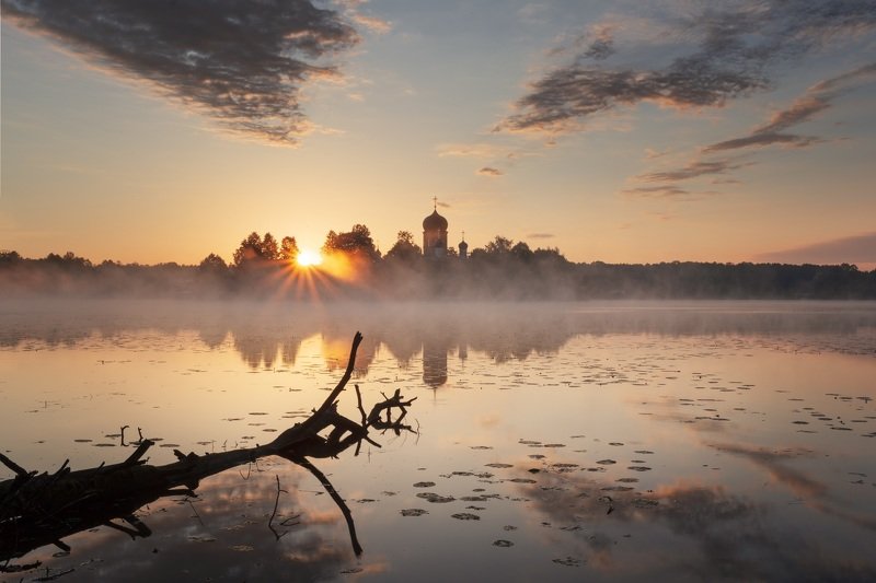 озеро, рассвет Введенскоеphoto preview