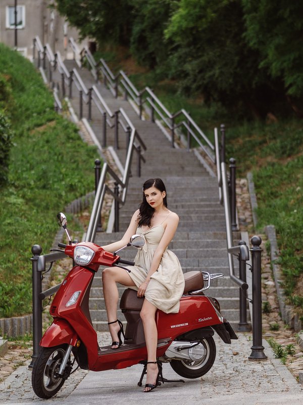 Karolina & Zaharaphoto preview