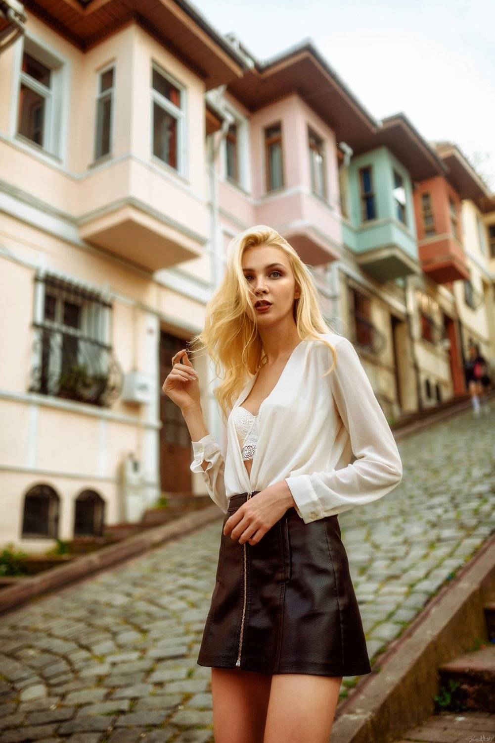 beauty, sexy, colors, daylight, nikon, beautiful, natural, light, sweet, girl, pretty, female, yellow, red, 35mm, white, blue, green, black, urban, style, street, portrait, art, Каан Алтындал