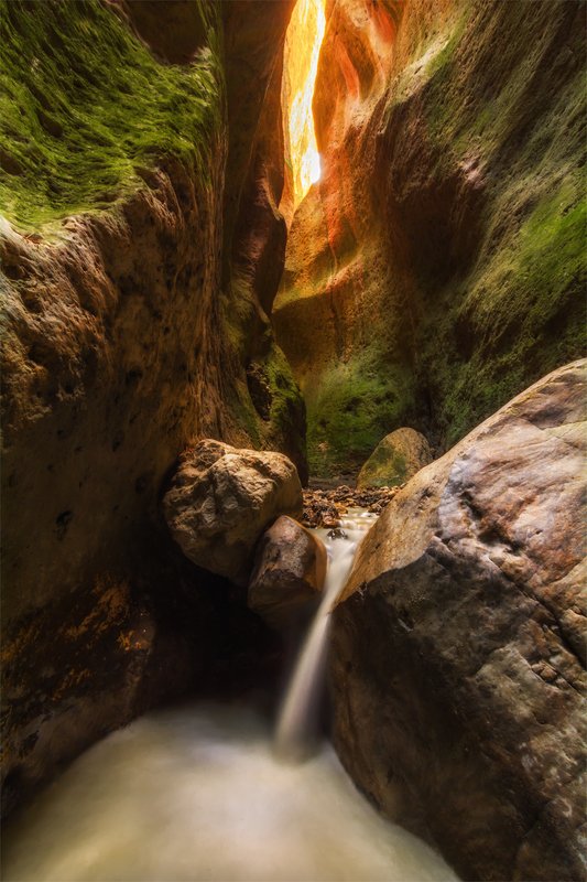 природа, пейзаж, горы, кавказ, природа россии, дикая природа, закат, свет, облака, вечер, весна, ущелье, теснина Карадахская теснинаphoto preview