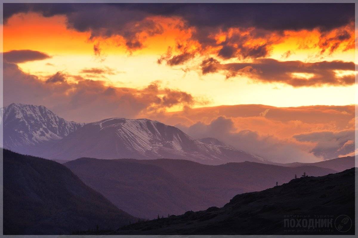 Закат над Северо-Чуйским хребтом. Автор: Походник , Походник
