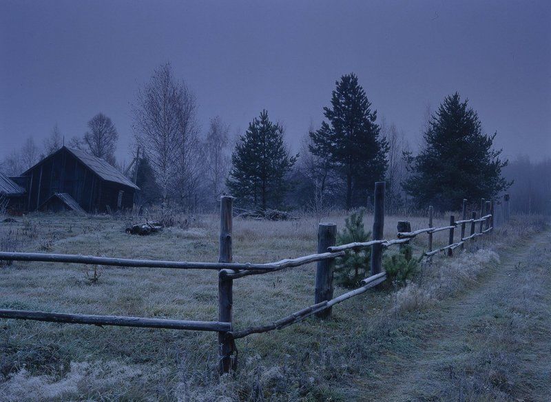 деревня.заморозки.забор.иней Старый забор,заморозки...photo preview