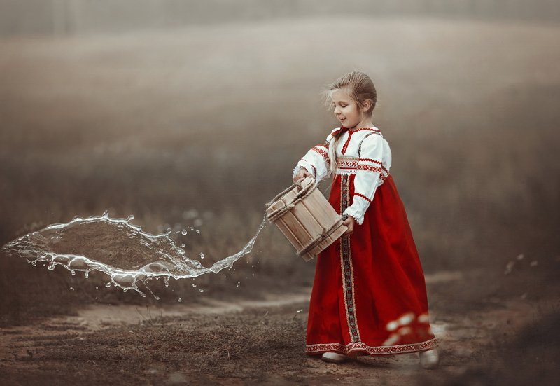 детство, детский портрет, лето, девочка, настроение, национальный костюм, история, славяночка photo preview