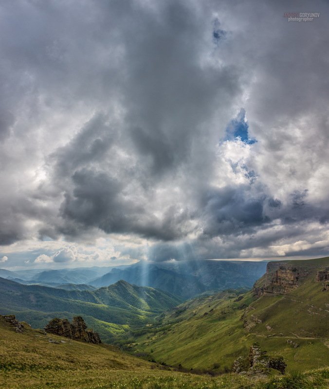 Вид с плато Бермамыт, Кавказphoto preview