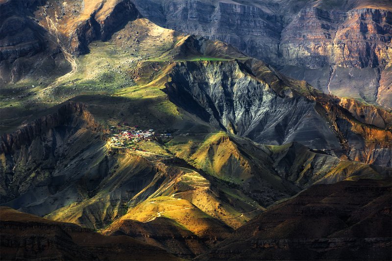 природа, пейзаж, горы, кавказ, природа россии, дикая природа, закат, свет, облака, вечер, весна, Живут же люди...photo preview