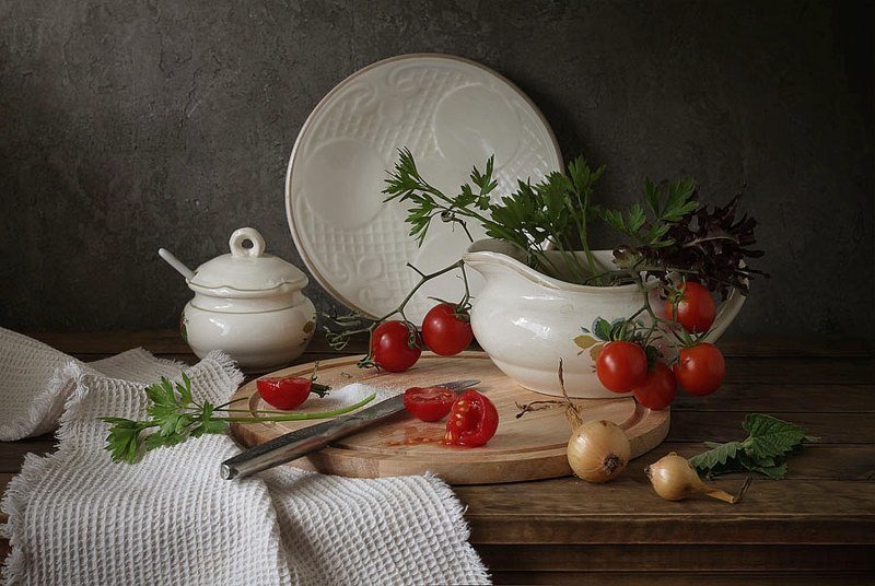 натюрморт, посуда, овощи, помидор, томат со вкусом помидорокphoto preview