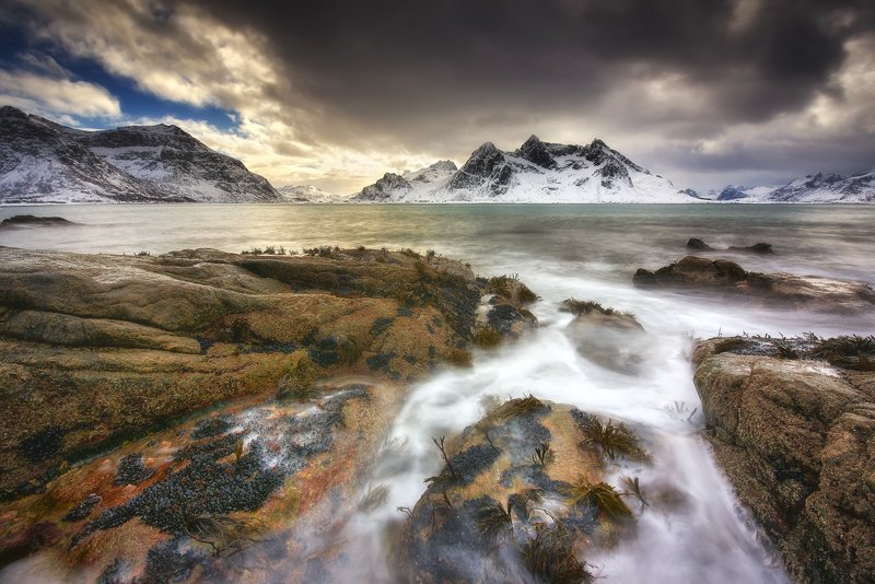 lofoten, vikten, mountains, seascape, landscape, mystic, soothing, water, light, seascape, norway Lofoten landscapephoto preview