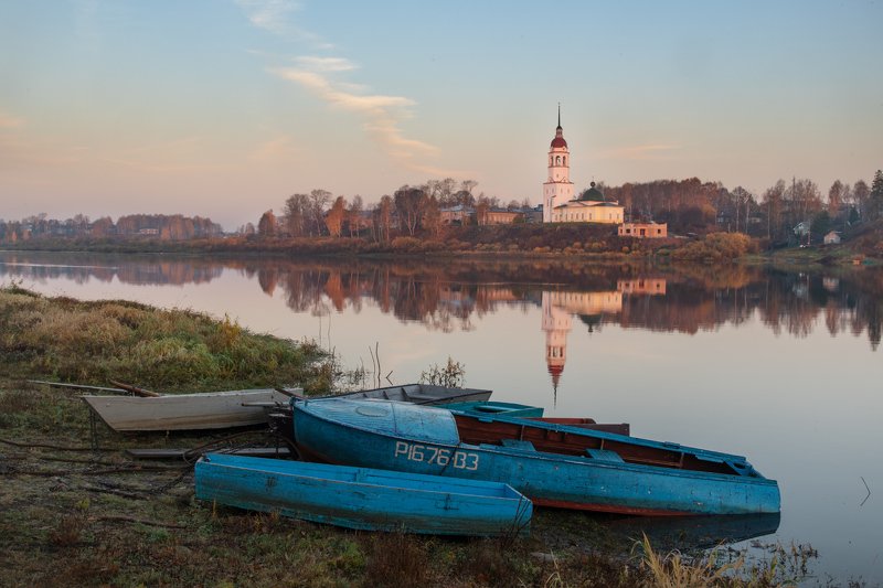 Лодки на Сухоне. Тотьмаphoto preview