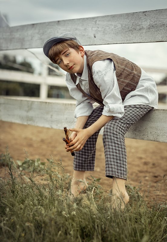 детство, детский портрет, лето, мальчик, том сойер, жанр, хулиган Том Сойерphoto preview