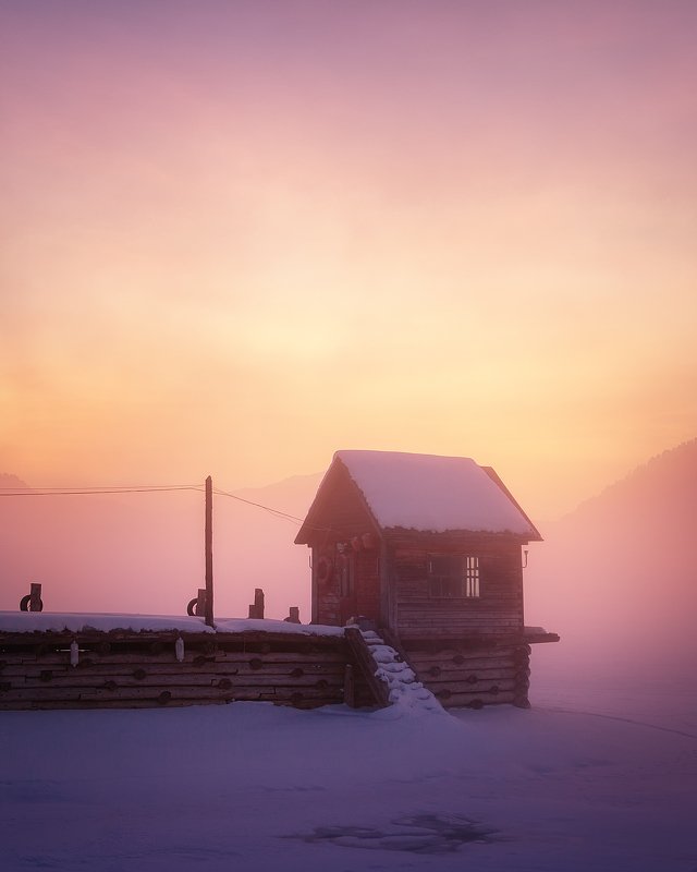 Алтай, Телецкое озеро, Артыбаш, Canon, рассвет, туман, мороз Розовый рассвет на Телецком озереphoto preview