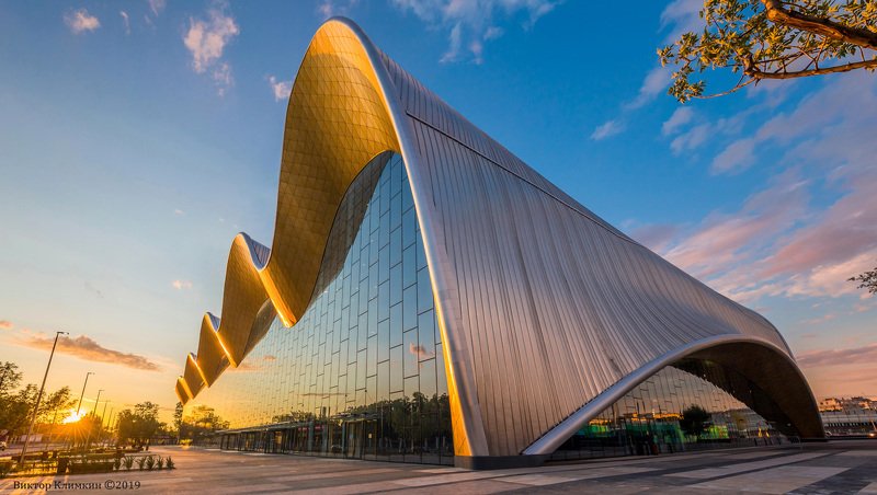 центр гимнастики ирины винер, винер-усманова, художественная гимнастика, москва, вечер, архитектура, Золотая лентаphoto preview