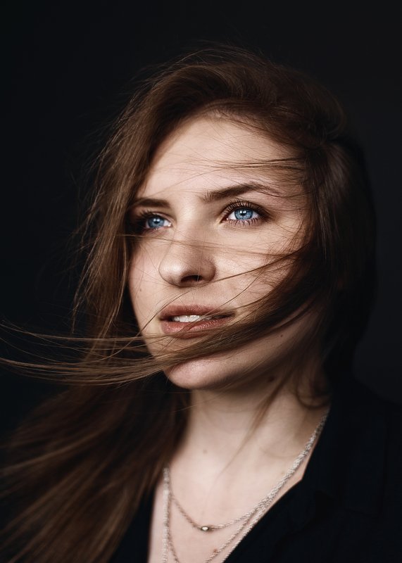 портрет, женский портрет, портрет в студии Настяphoto preview