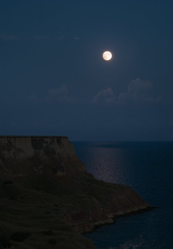 ночь, луна, мыс, море, лунный свет, облака, landscape, sea, moon, light, clouds, night, panorama, nightscape Terra Incognita фото превью