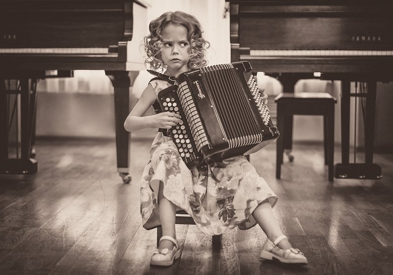 девочка баян музыка Баянистка фото превью