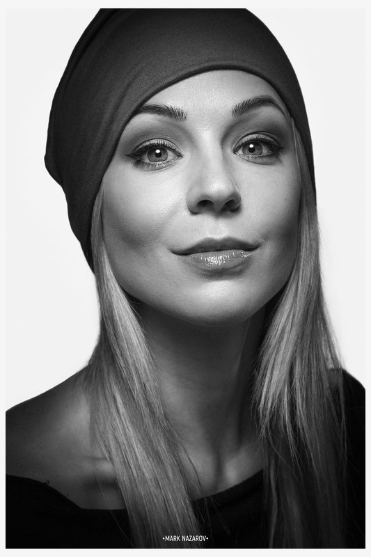 портрет, портретист, фотохудожник, черное-белое, ч-б, черно-белая фотография, марк назаров, ирина медведева, снимаю шляпу, актер, театр, кино, звезды, фотосессии, фотопроекты Портрет Ирочкиphoto preview