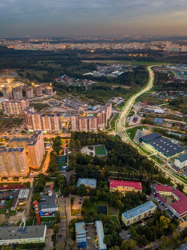 вечерний город, сумерки, городской пейзаж, иллюминация, дорога, dji, dji mavic pro, mavic pro Город и сумеркиphoto preview