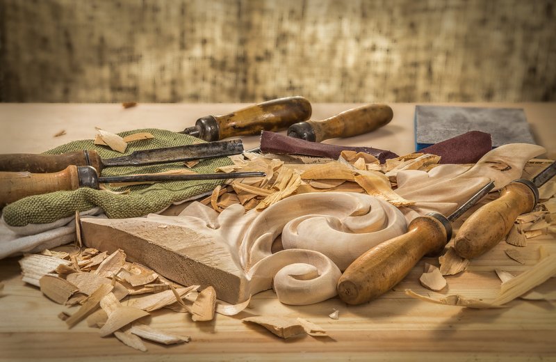 Стол резчикаphoto preview