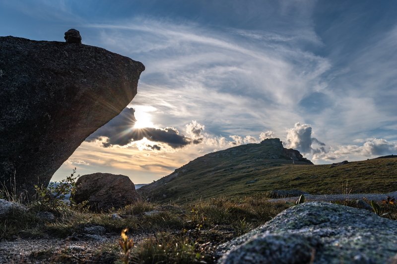горы, сибирь, саяны, западный саян, ергаки, ник васильев, закат, скала, солнце Вечереет.photo preview