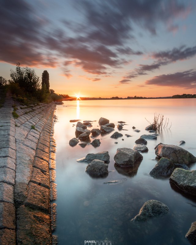 germany, sunrise, river, landscape Sunrise in Oestrich Winkelphoto preview