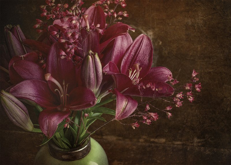 лилия, цветок, цветы, букет, ваза, винтаж, подарок, фон Лилииphoto preview