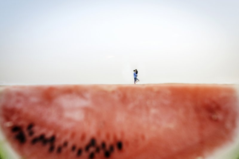 лето, креатви, концепт, любовь, люди Арбузная земляphoto preview