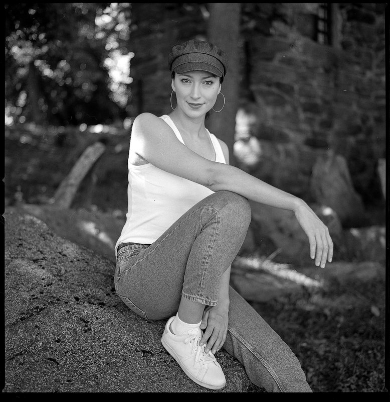 503cw Portraits of Adelephoto preview