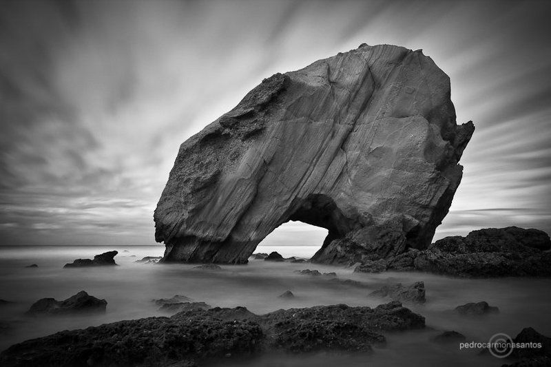 santa cruz, portugal, penedo do guicho Ocean gatephoto preview
