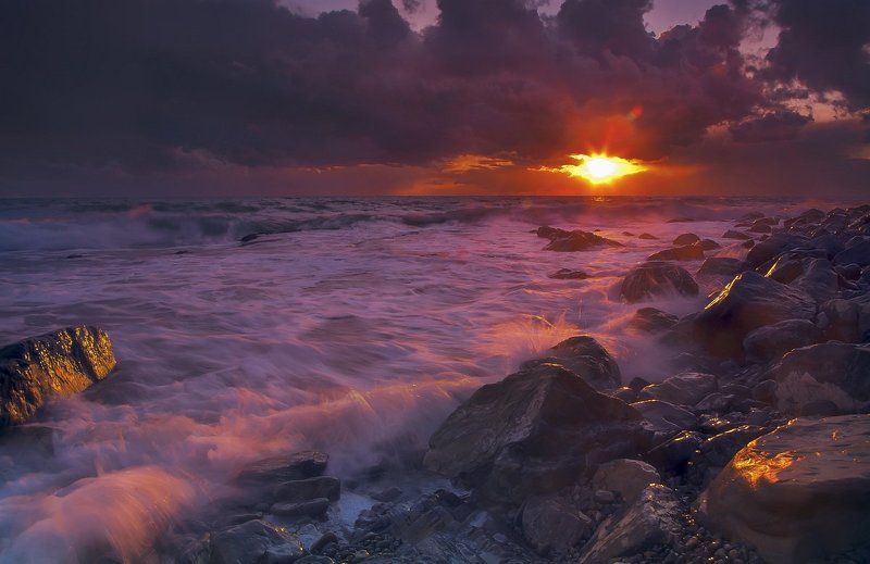 Под оранжевым небом заката ....photo preview