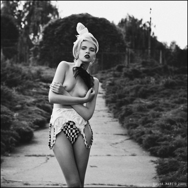 art photo, art nu, nude, erotic, woman, sensuality, bw, portrait, glamour, портрет, ню Virgin Divaphoto preview