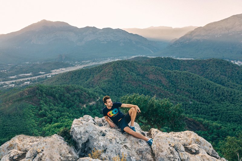 vilione На скалистом берегуphoto preview