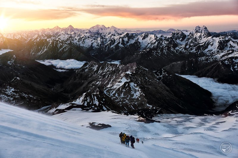 Восхождение на Эльбрусphoto preview