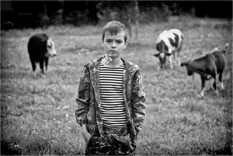 сельские дети Хозяинphoto preview