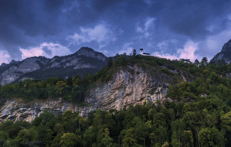 вечер, закат, альпы,горы Домик в вечерних Альпахphoto preview