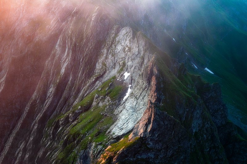 landscape, expression, fog, mist, romania, sunrise, ridge Dragon\'s Backphoto preview