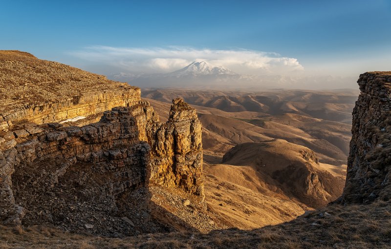 эльбрус, пейзаж, горы, небо, облака, холмы, трава, шаджатмаз, бермамыт, Эльбрус с плато Бермамытphoto preview