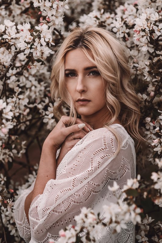 portrait, female, trees, nature, sun, portraiture Blossomsphoto preview