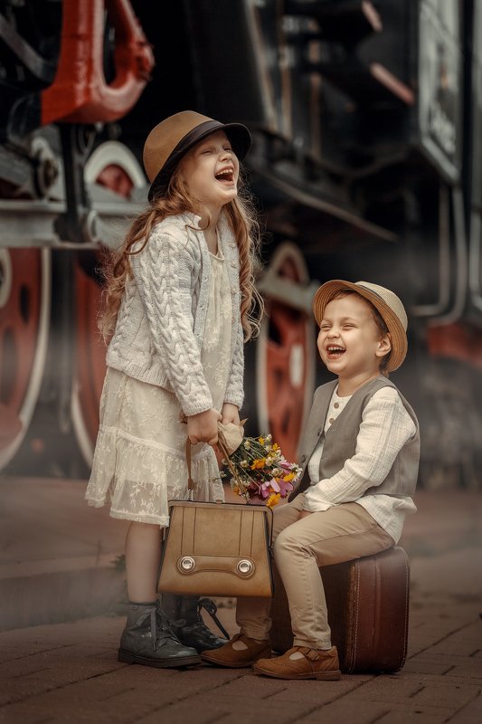 Маленькие путешественникиphoto preview