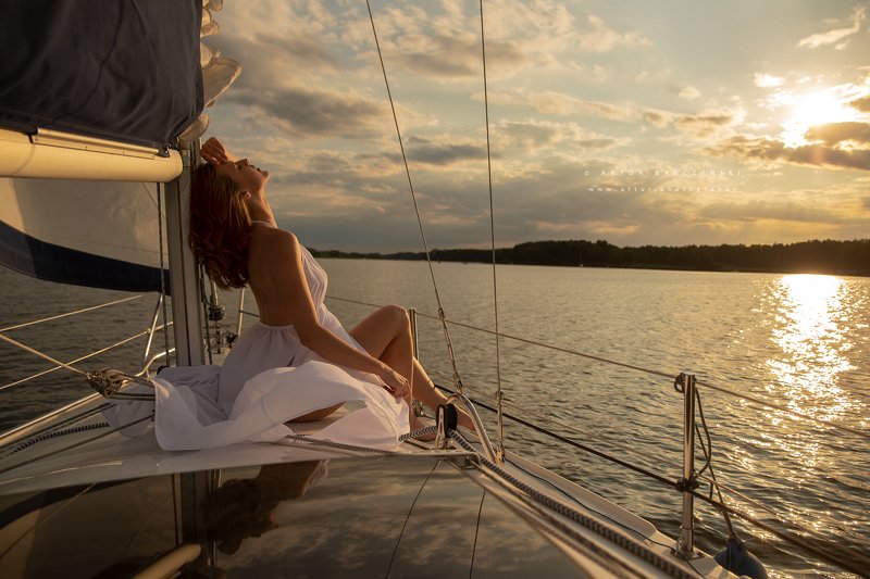 lake water boat gril dress Lakephoto preview