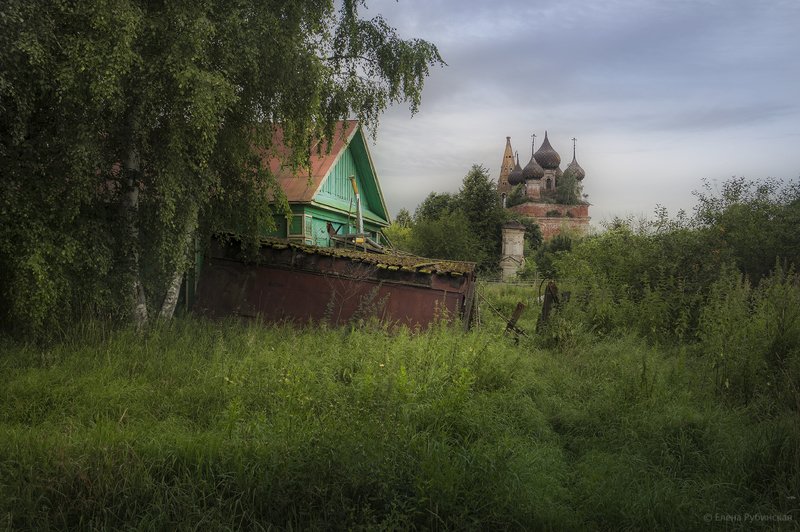 кострома,нерехта,село,церковь Хмурый рассветphoto preview