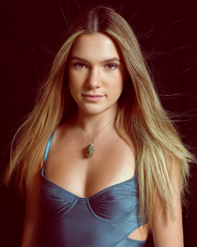 model, girl, fashion, young, girl, female, beautiful Carolinephoto preview