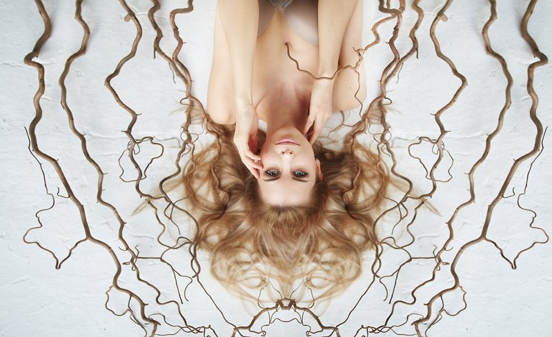 девушка, цветок, юность, тело, красота, загар Полинаphoto preview