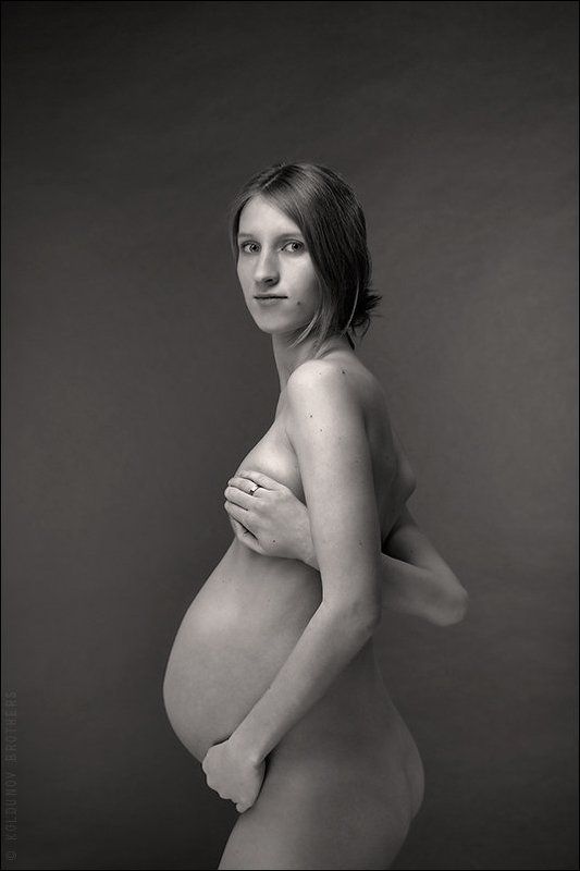 беременная, переменная, ню Переменная фото превью