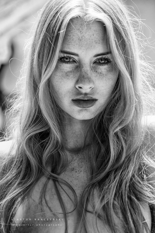 bw  portret portrait artur barczynski Sunny dayphoto preview