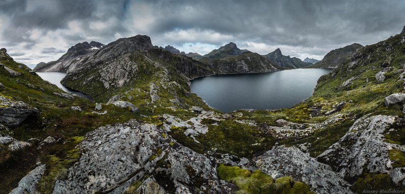 lofoten, summer, norway, cold, fjord, dark, rocks, mountains, lake, green, норвегия, север, фьорды, горы, north, лофотены, monkebu, moskenes, moskenesøya Застывшиеphoto preview