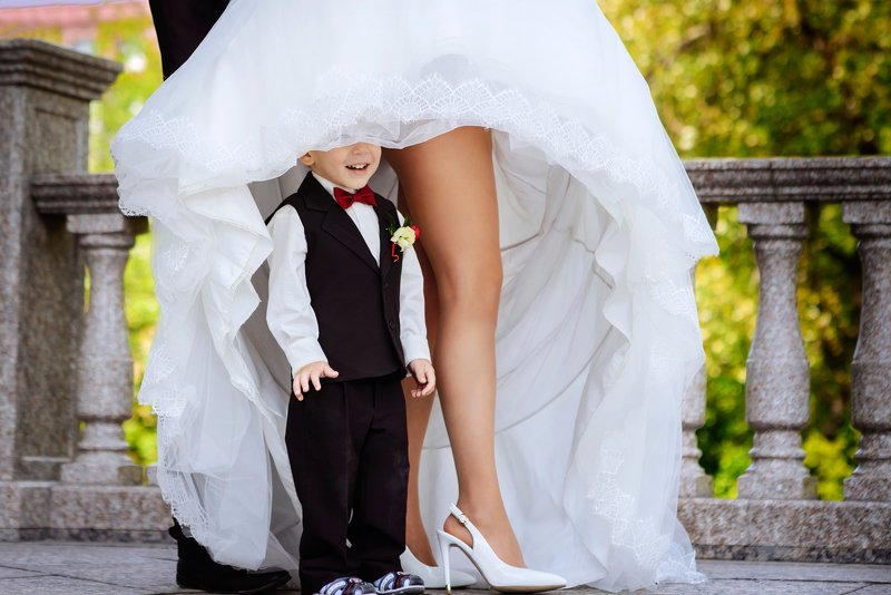 свадьба, дети, ребенок, юмор, девушка, невеста В домикеphoto preview