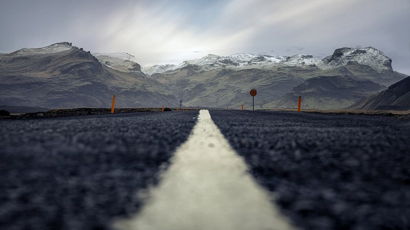 to the Mountainsphoto preview